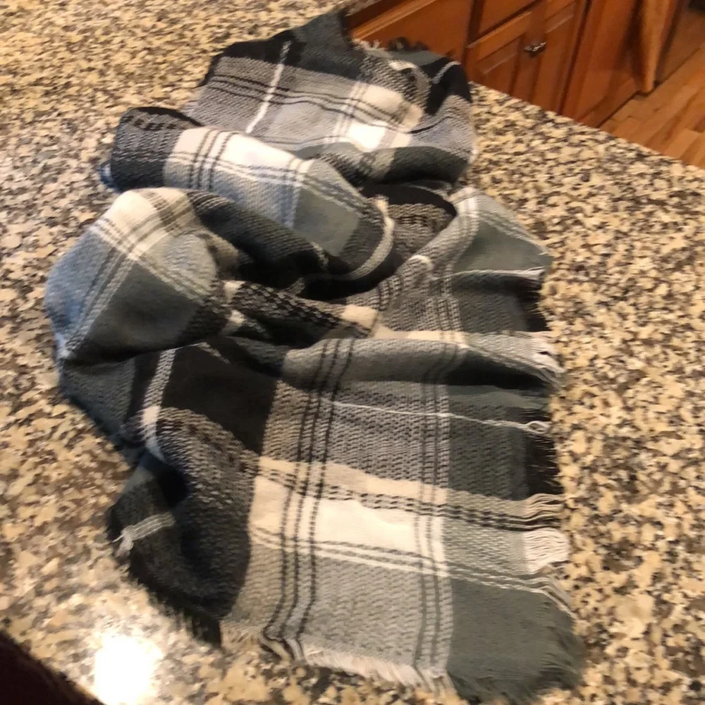 Plaid Scarf 7’ x 6’ Rectangle, black white gray, soft and warm